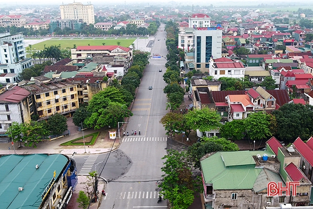 Ban Thường vụ Tỉnh ủy Hà Tĩnh ban hành công điện khẩn về tiếp tục thực hiện Chỉ thị 16 của Thủ tướng Chính phủ