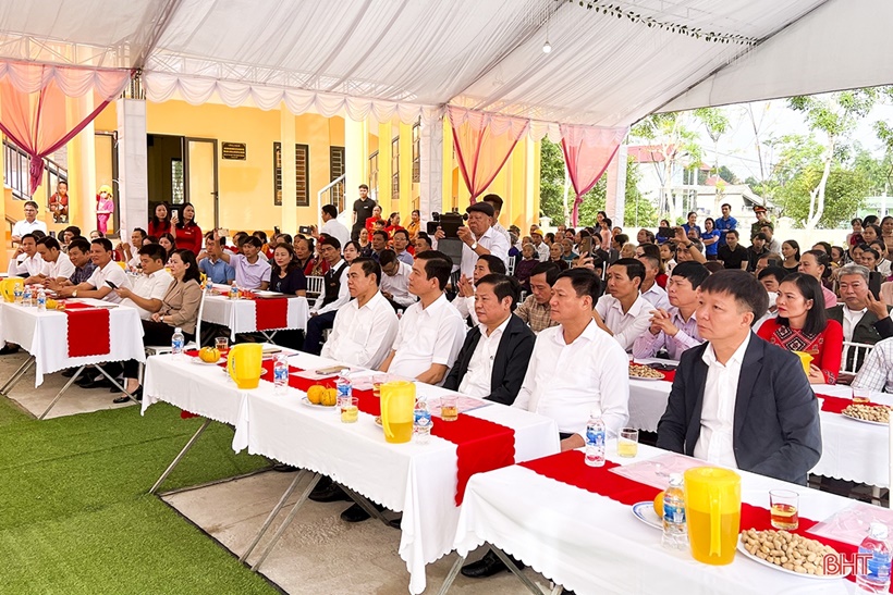 Chủ tịch UBND tỉnh Hà Tĩnh dự lễ khánh thành nhà văn hóa cộng đồng ở Đức Thọ