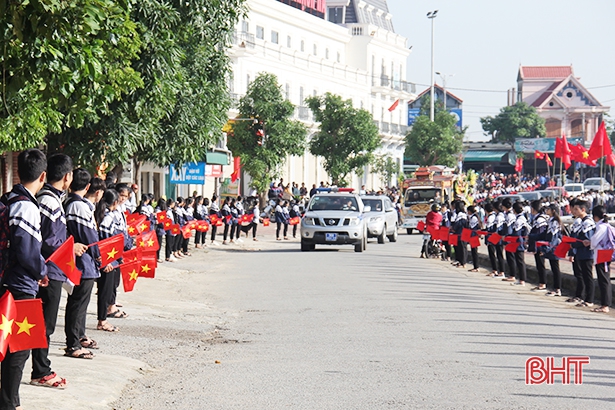 Đón các liệt sỹ Đoàn Kinh tế - Quốc phòng 337 về với quê hương Hà Tĩnh