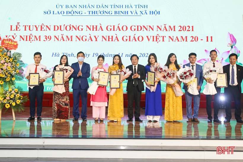 Hà Tĩnh tuyên dương các nhà giáo giáo dục nghề nghiệp tiêu biểu năm 2021