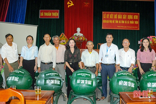Phụ nữ Hà Tĩnh xử lý rác từ nhà, giảm ô nhiễm cho cộng đồng